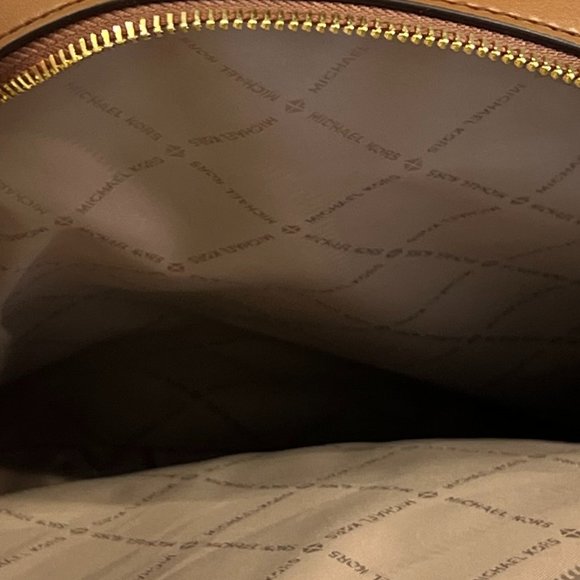 Michael Kors Jaycee Large Zip Pocket Backpack MK Brown - Picture 7 of 7